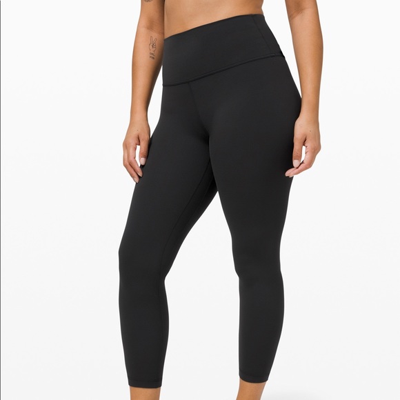 Lululemon leggings- black aligns 3/4 - Picture 1 of 2